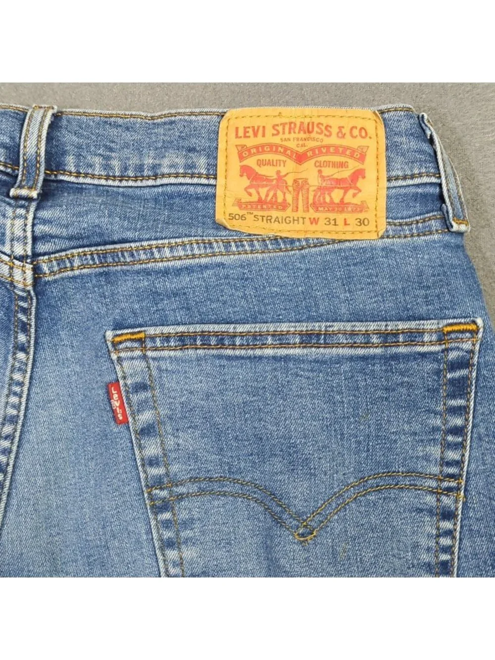 Levi's Jeans Men's 31x30 Fits 30x29 Blue 506 Comfort Straight Fit Denim